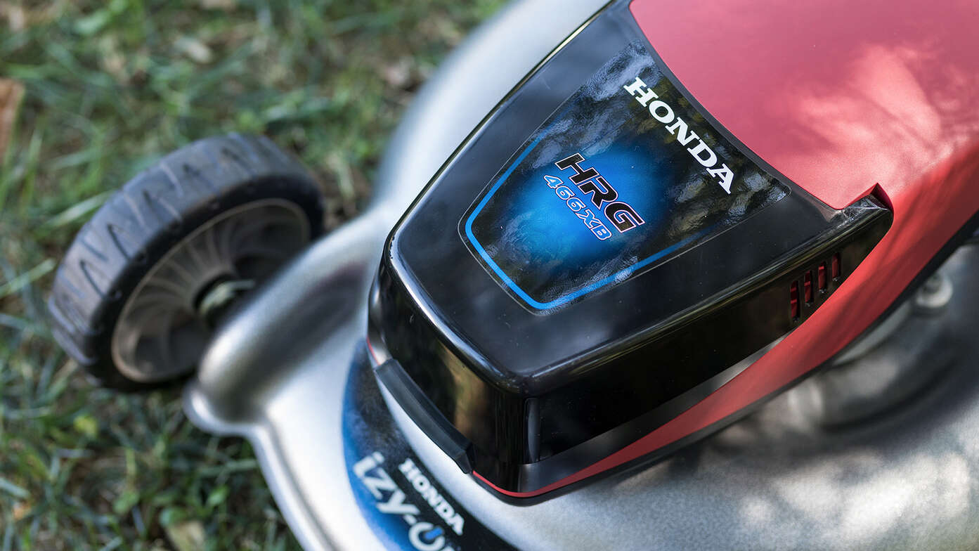 Honda izy ON Cordless Electric Lawnmowers Honda UK